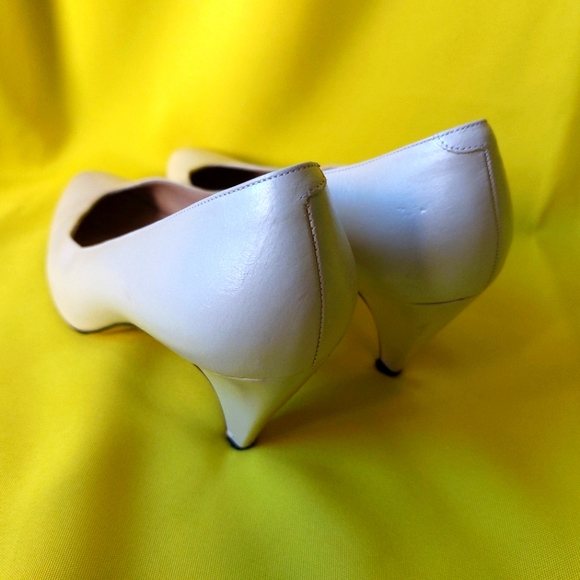 Vintage Woman Shoes All Leather White by Amalfi Made in Italy Size 7 1/2 B - Picture 5 of 6